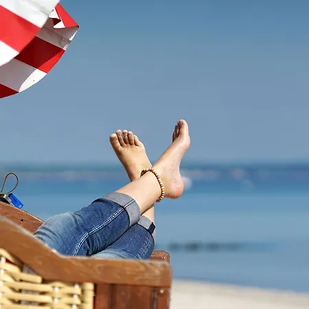 Strandgefluester - Modernes Mit Ostsee- Und Boddenblick Apartamento