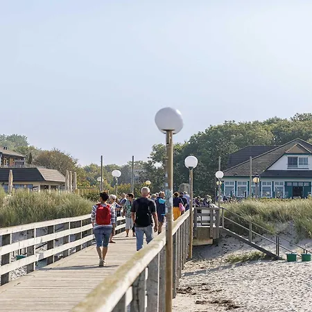 Strandgefluester - Modernes Mit Ostsee- Und Boddenblick *