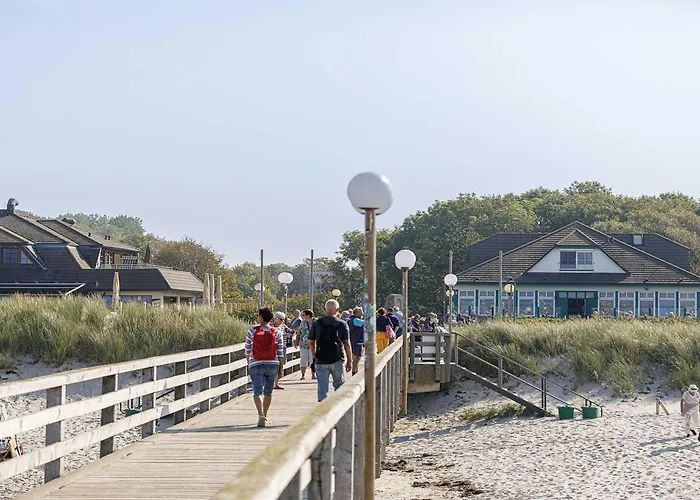 Strandgefluester - Modernes Mit Ostsee- Und Boddenblick *